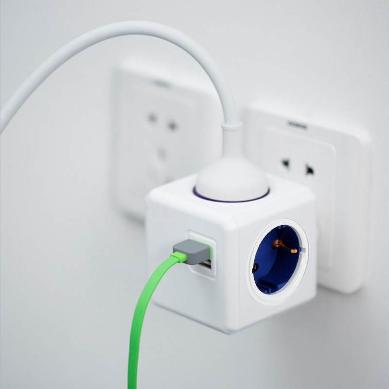 Travel Plug Adapter Universal Smart Plug