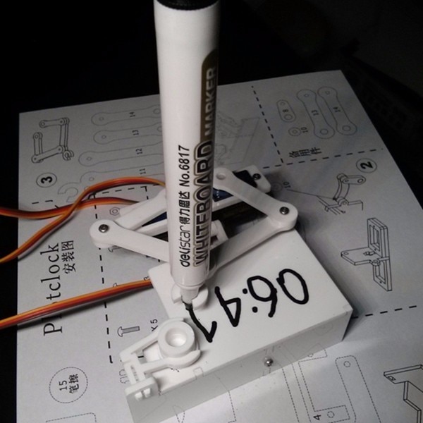 Arduino Robot Drawing Arm Clock