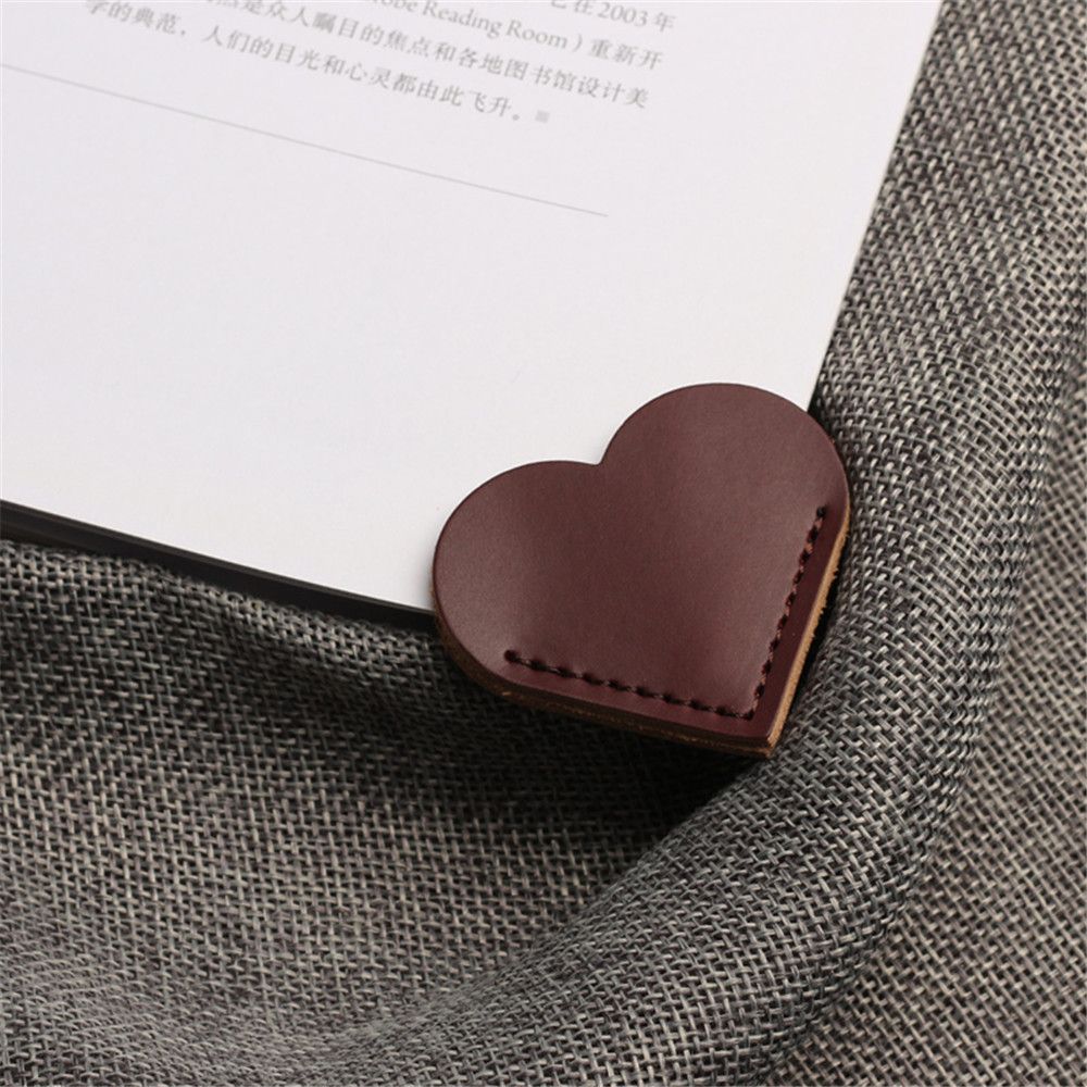 Corner Bookmarks Leather Hearts (2pcs)