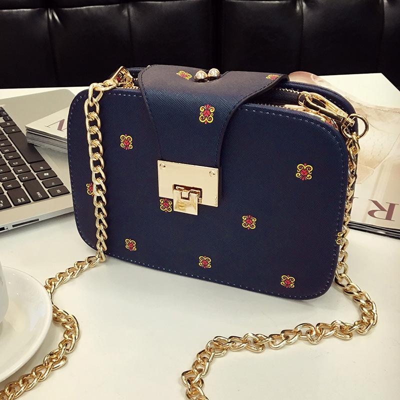 Small Purse Gold Chain Leather Bag