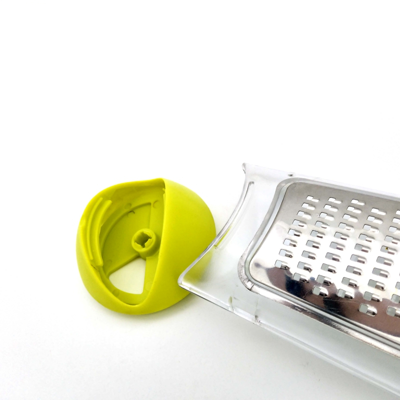 Cheese Grater and Shaker with Measurer