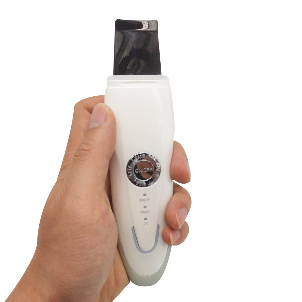 Compact Ultrasonic Skin Scrubber