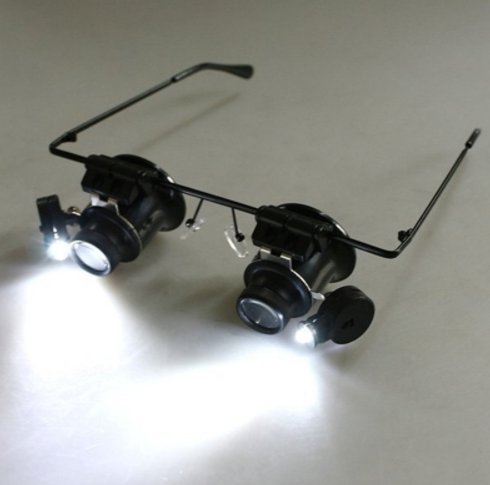 20x Magnifying Glasses with LED lights