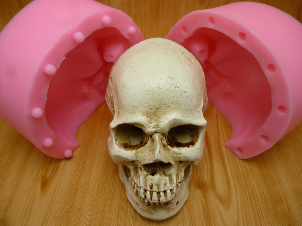 Non-Stick Silicone 3D Skull Mold