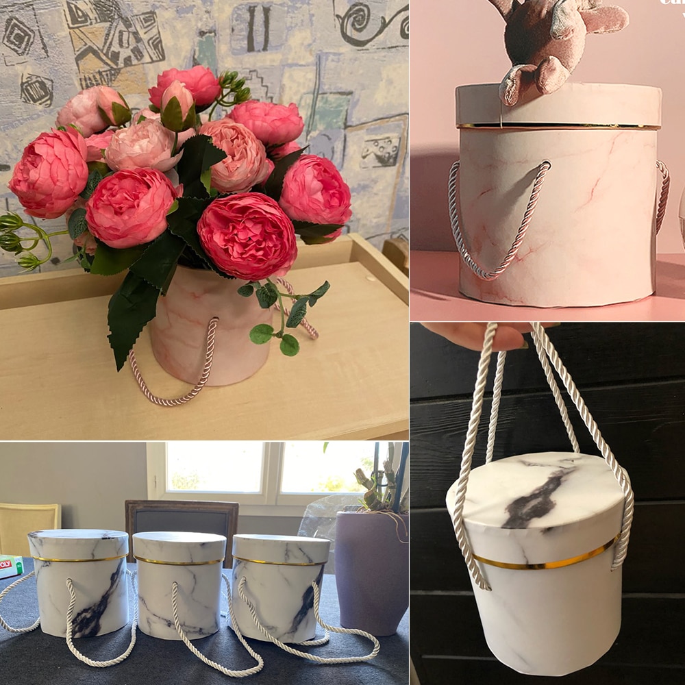 Hat Box for Flowers with Lid and Lanyard