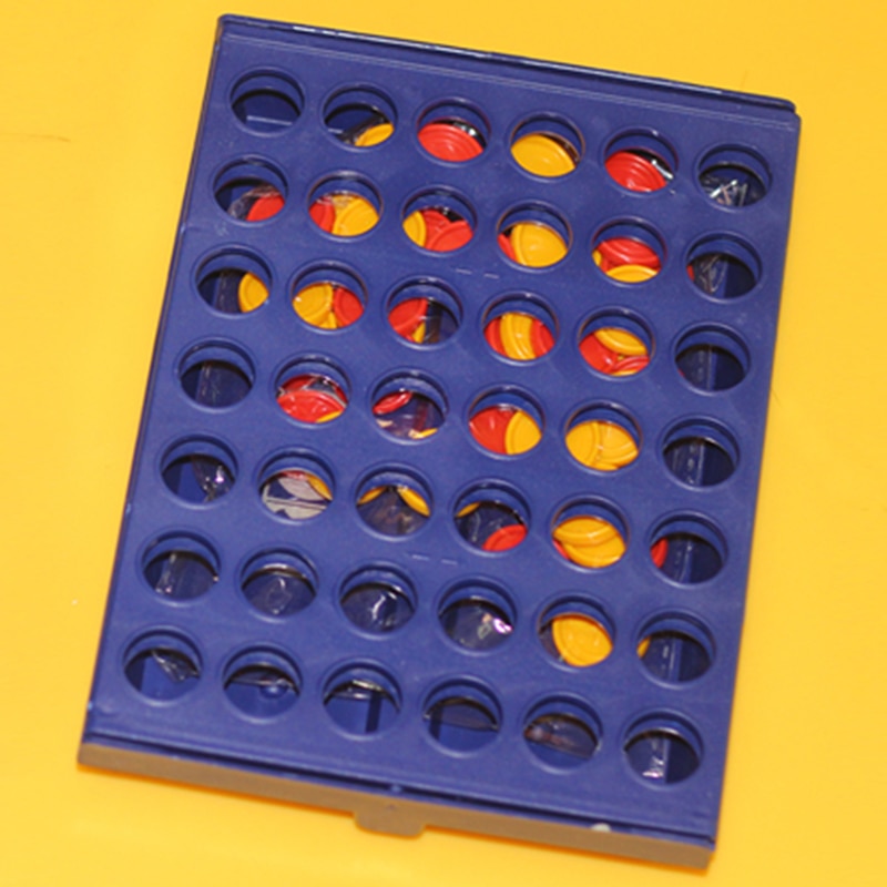 Connect 4 in a Line Board Game