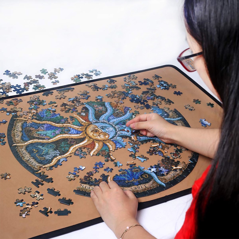 1000 PC Jigsaw Puzzle Zodiac Design
