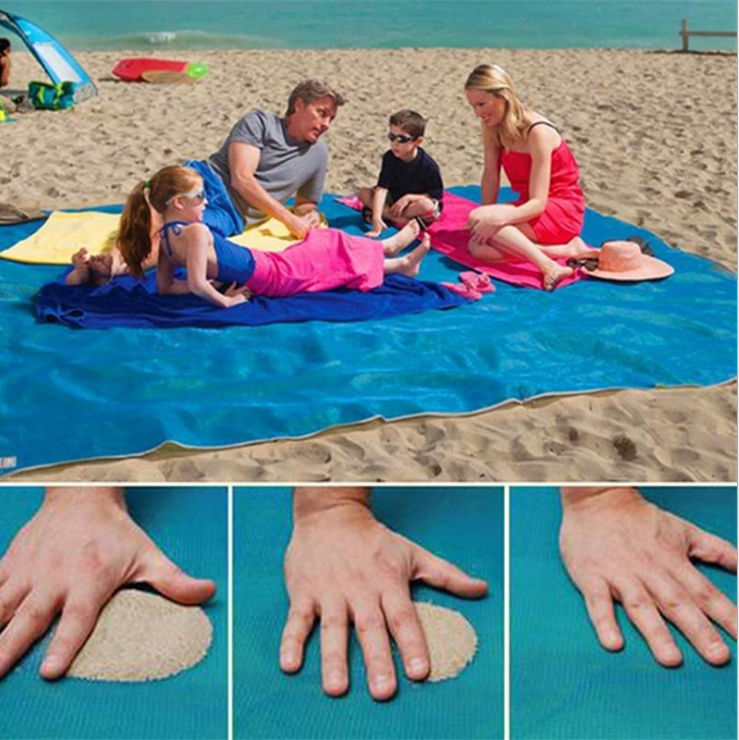 Beach Mat Sand-Proof Design