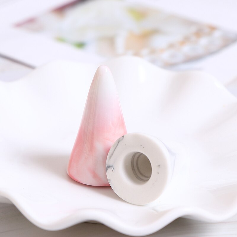 Cone Shaped Ceramic Ring Holder