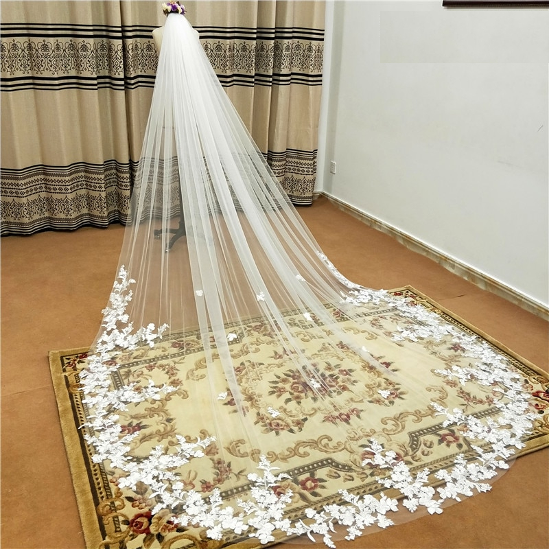 Long Wedding Veil with Lace Edge