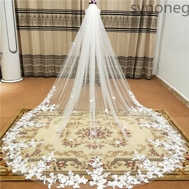 Long Wedding Veil with Lace Edge