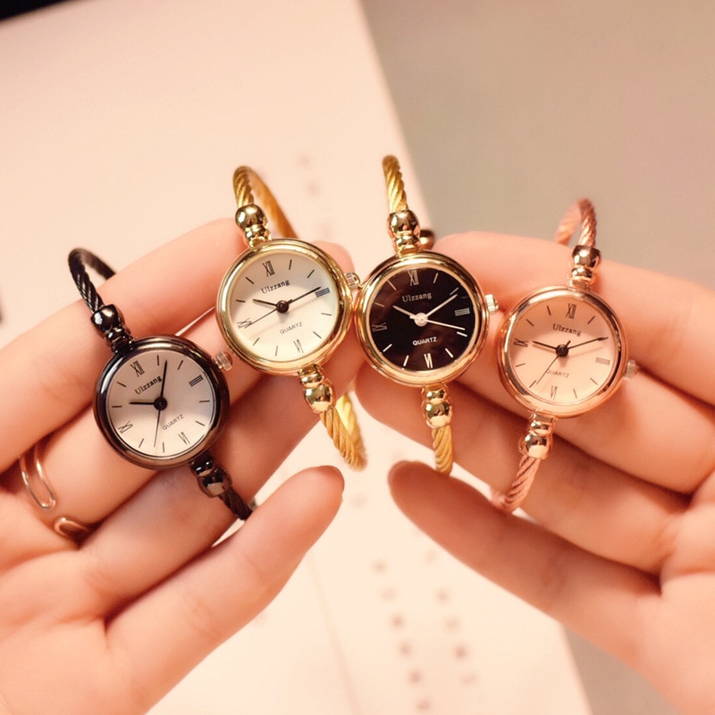 Fashionable Ladies Bangle Watch