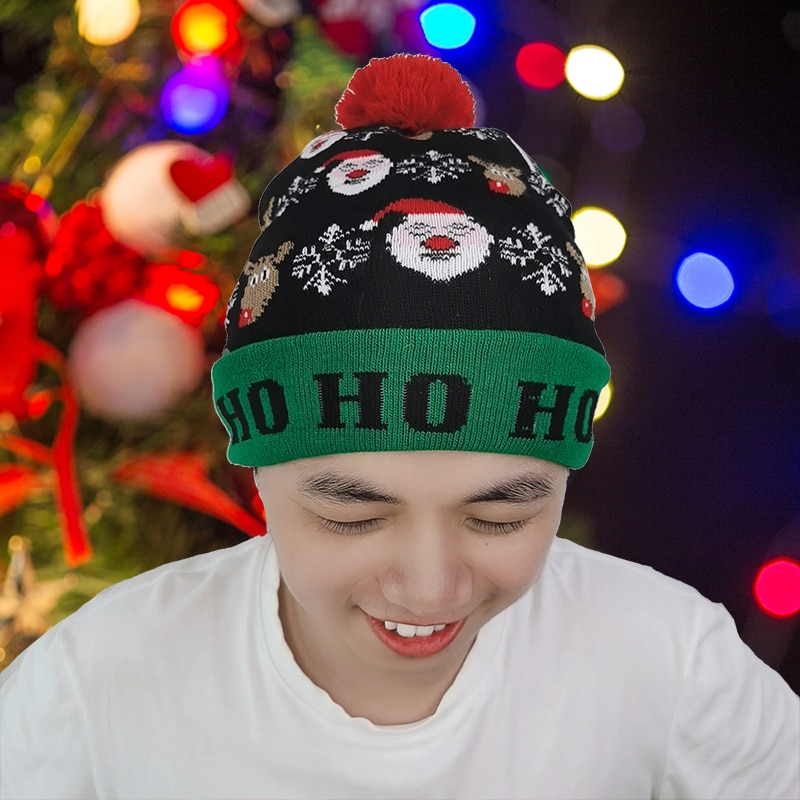 Christmas Beanie with LED Lights