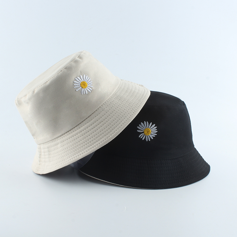 Ladies Bucket Hat With Daisy Embroidery