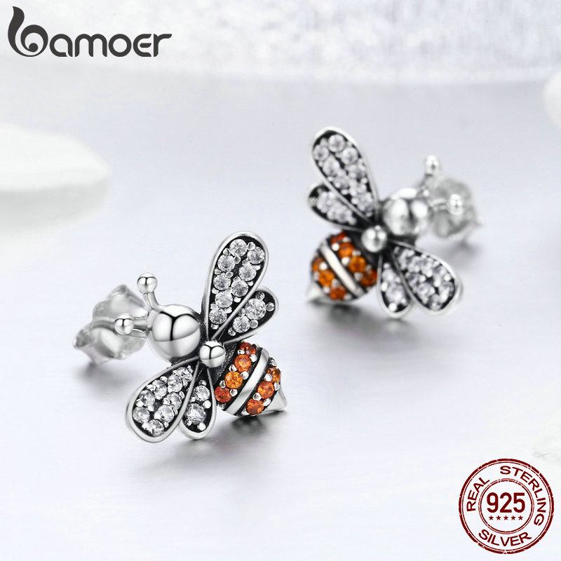 Bee Earrings Ladies Fashionable Stud Earrings