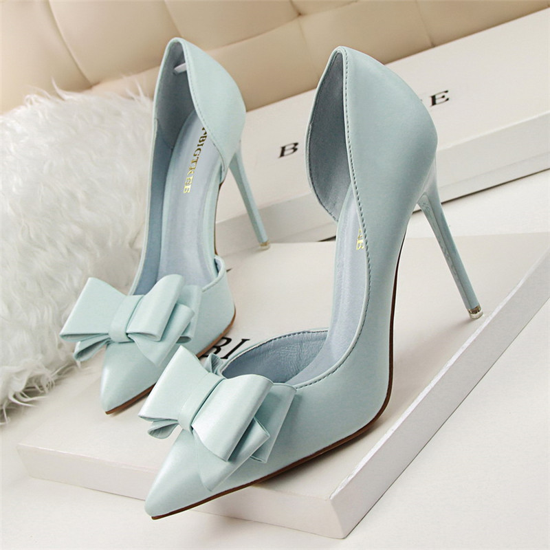 Pointed Toe Pumps Bowknot Decoration
