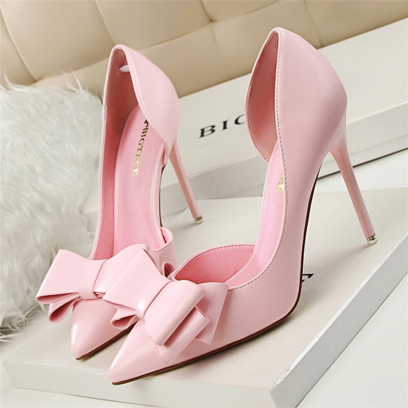 Pointed Toe Pumps Bowknot Decoration