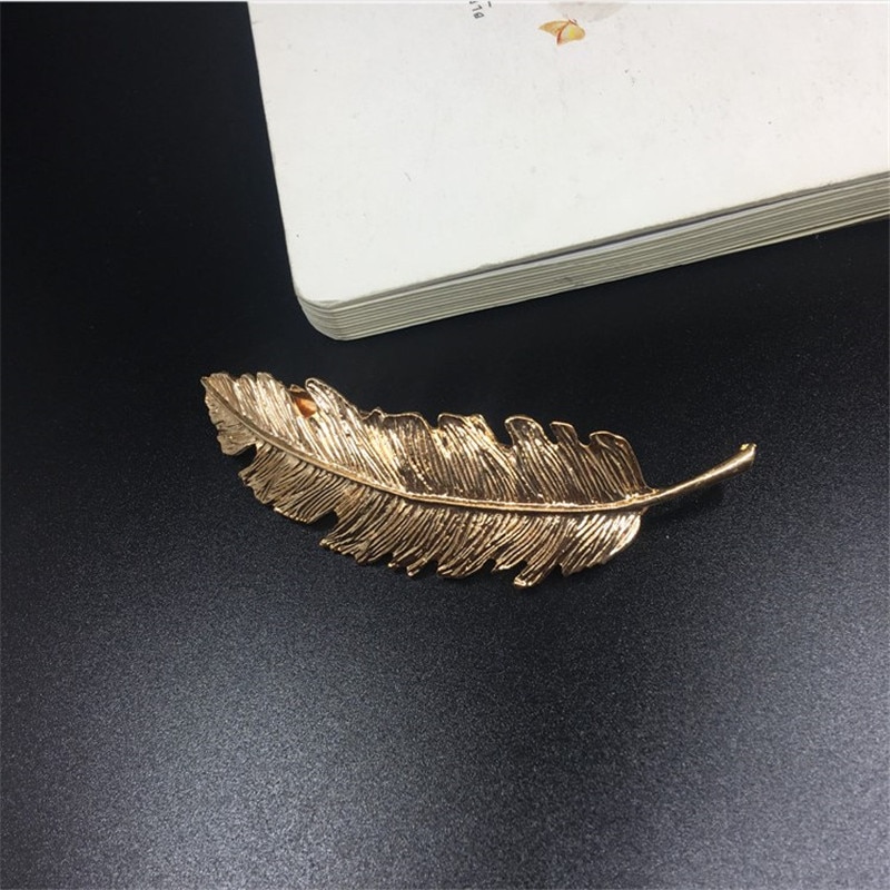 Feather Hair Clip Fashionable Hair Accessory