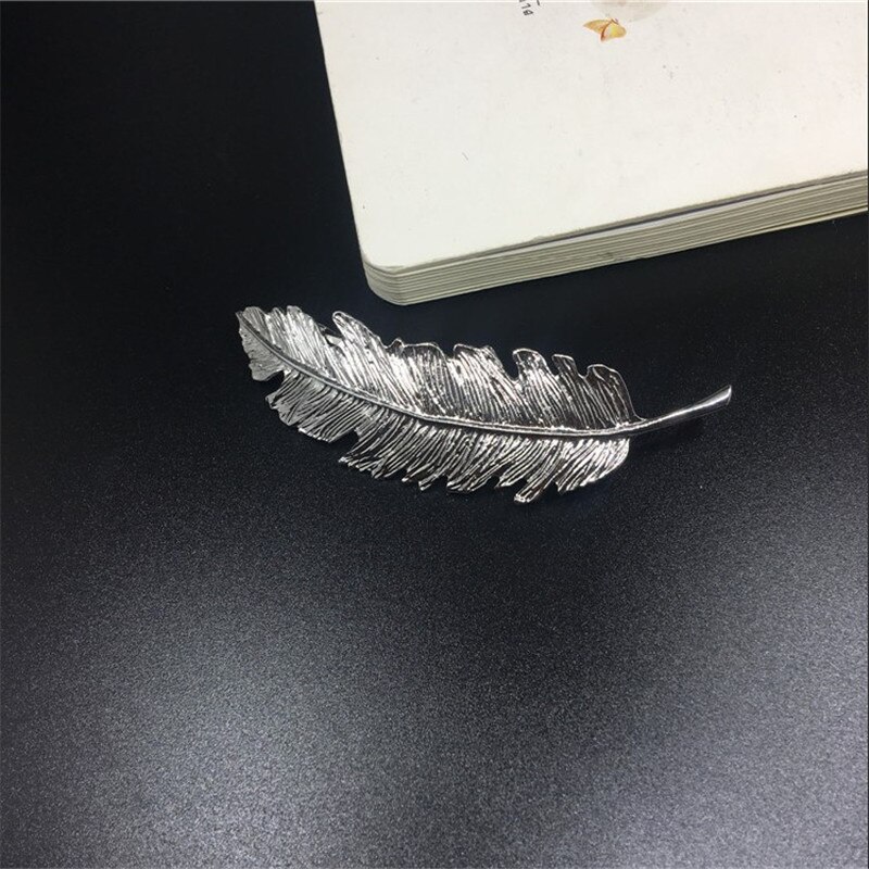 Feather Hair Clip Fashionable Hair Accessory