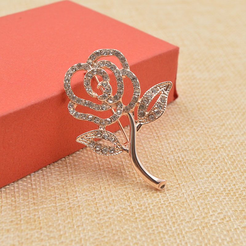 Flower Brooch Ladies Fashion Accessories