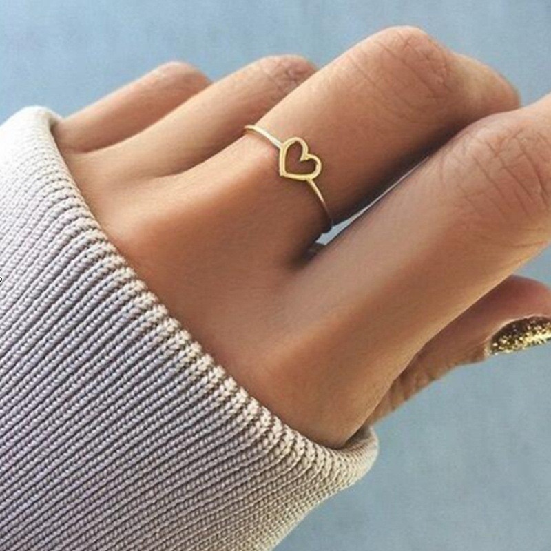 Ladies Ring Heart Shaped Detail