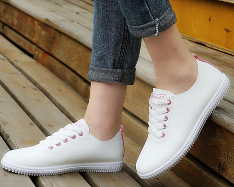 White Sneakers Women&#8217;s Footwear