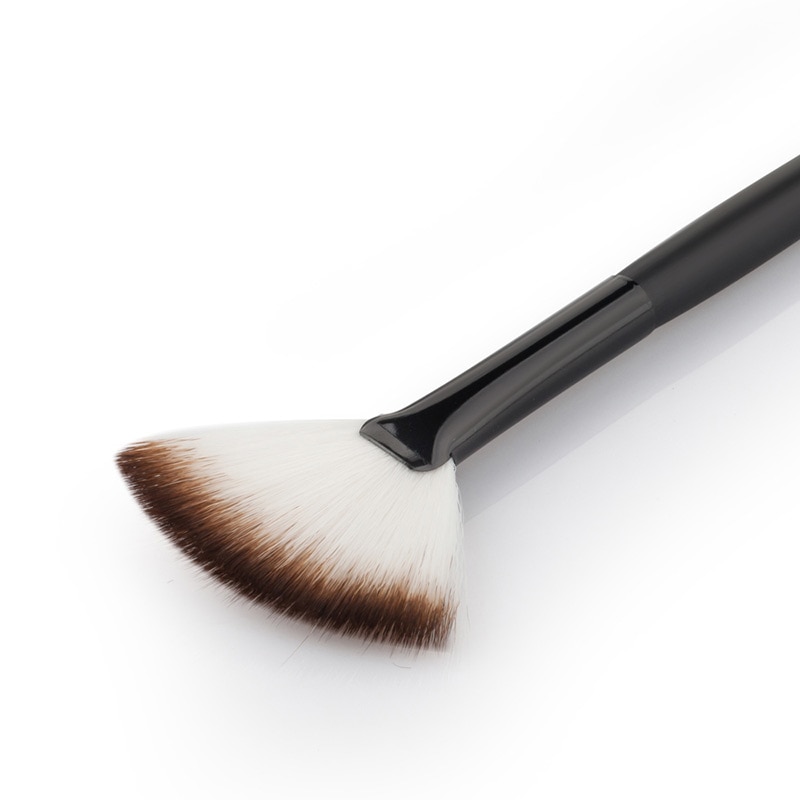 Fan Brush Make Up Tool