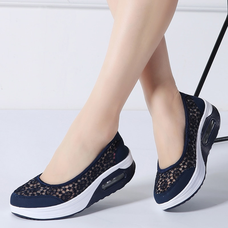 Slip On Shoes Mesh Breathable Footwear