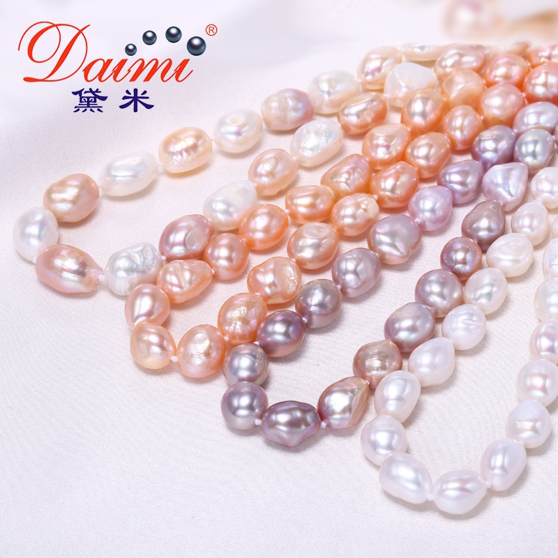 Women Pearl Choker Necklace