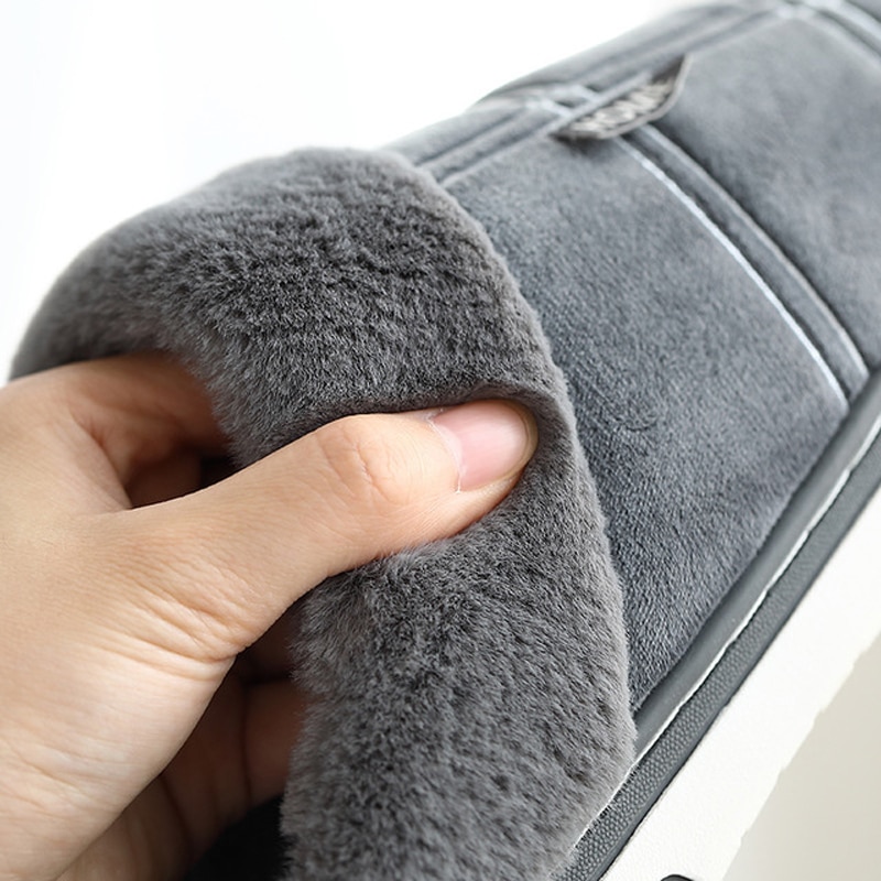 Men’s Indoor Slippers with Soft Material