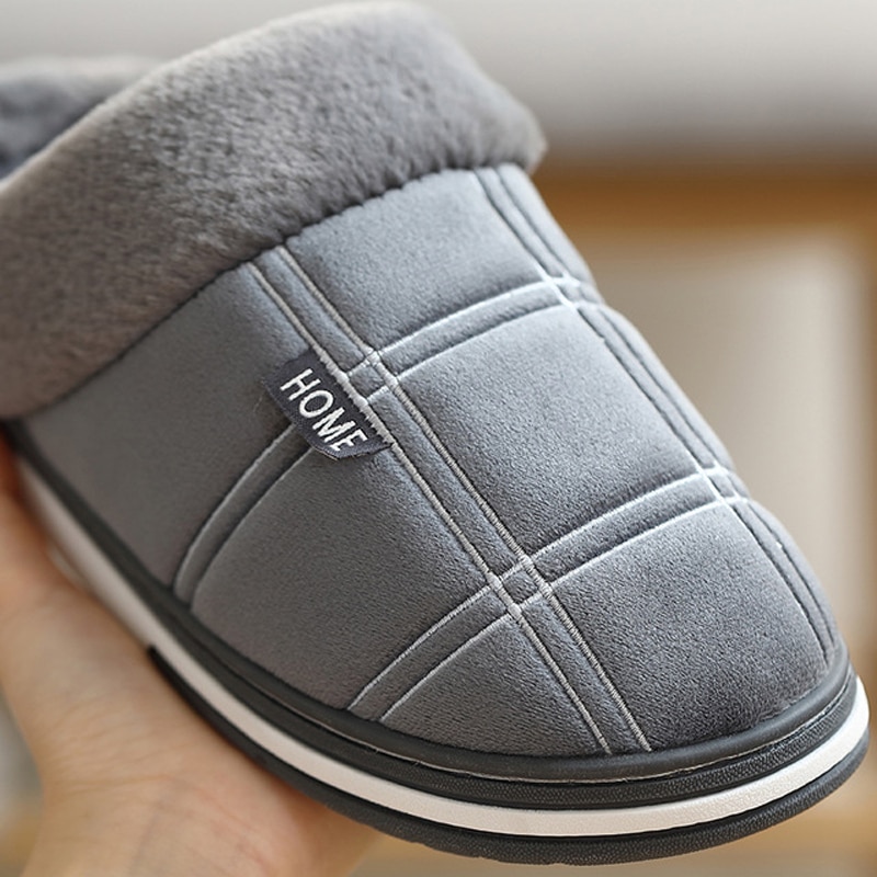 Men’s Indoor Slippers with Soft Material