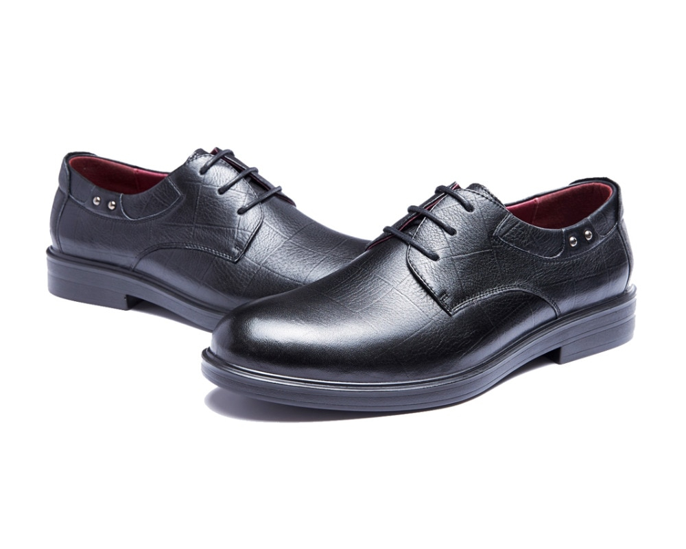 Genuine Leather Men Brogue Shoes