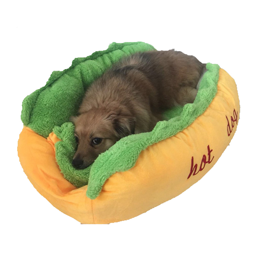 &#8216;Hot Dog&#8217; Cushion Pet Bed