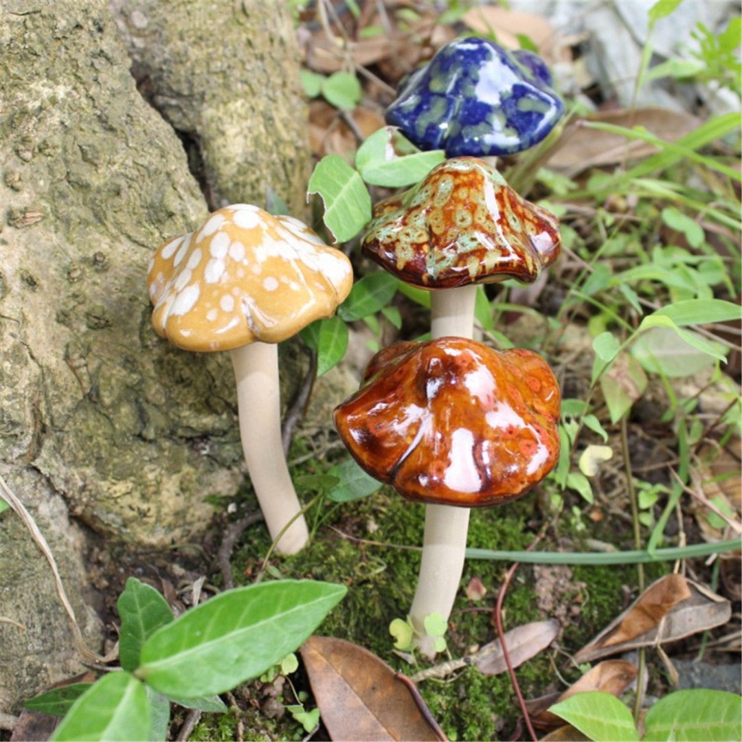Ceramic Mushrooms Garden Decor (4pcs)