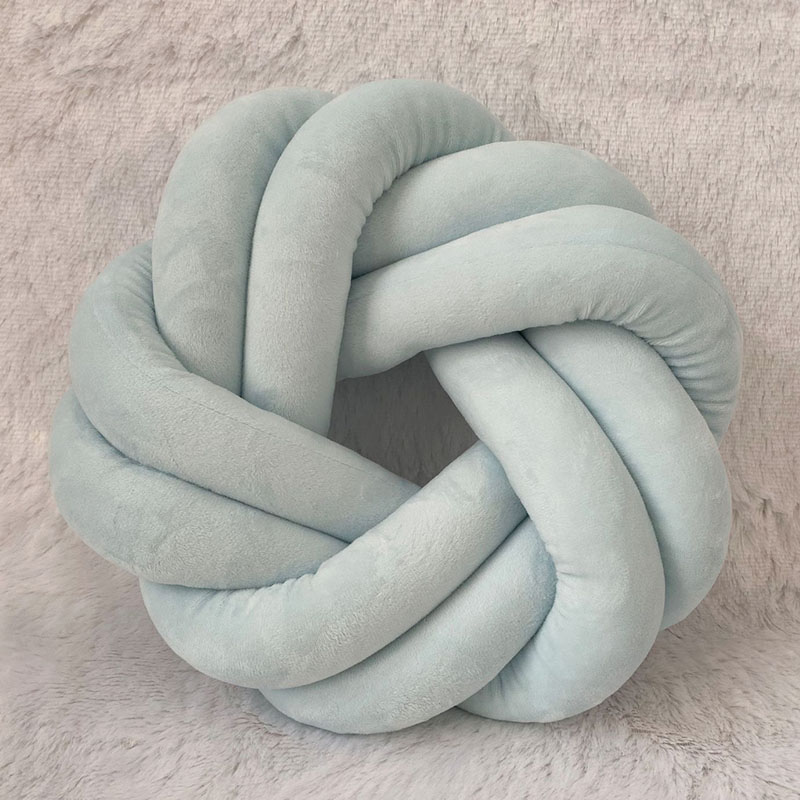 Knot Cushion Cotton Pillow 