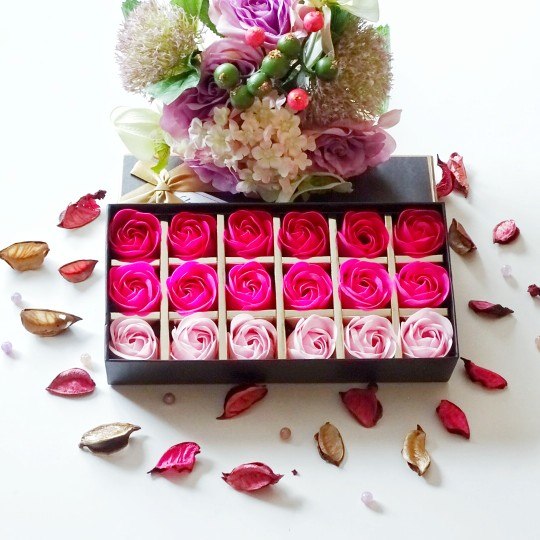 Handmade Flower Rose Soap (Set of 18)
