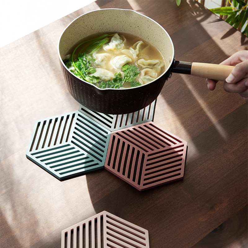 Silicone Insulated Hexagon Placemat