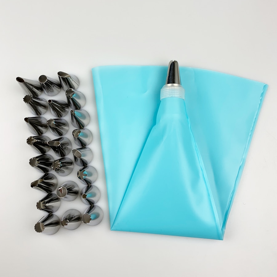 Reusable Pastry Bags with Nozzles Set