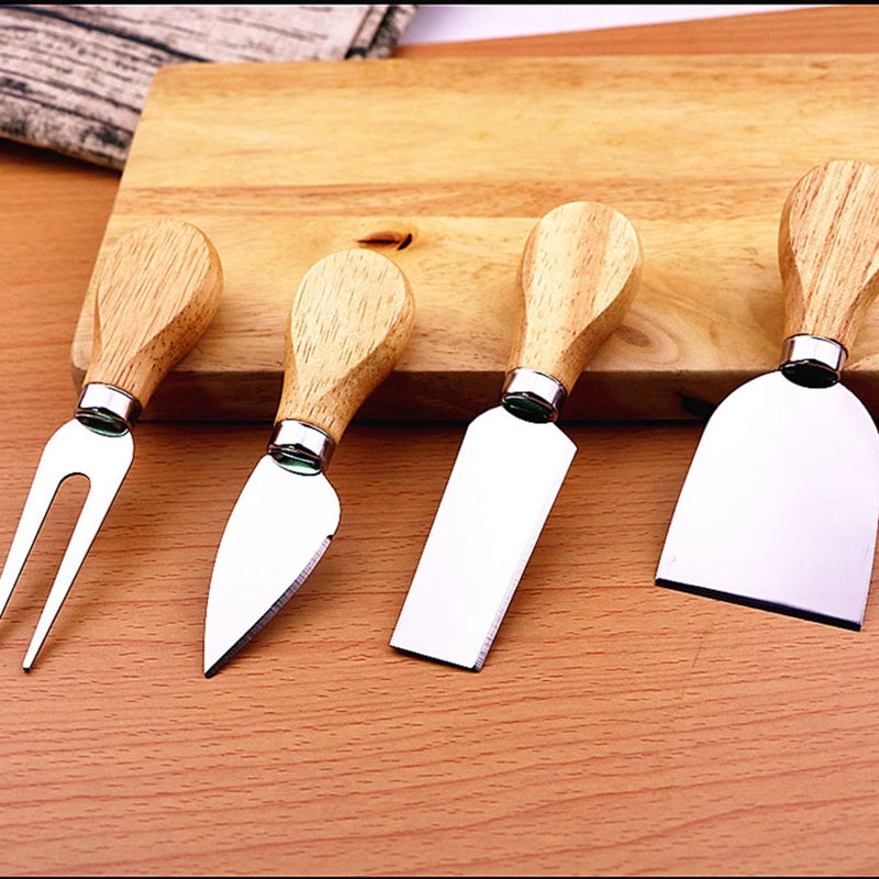 Cheese Knives with Wooden Handle (4pcs)