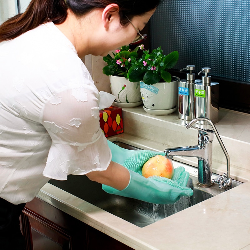 Silicone Scrubbing Gloves Reusable Scrubber 