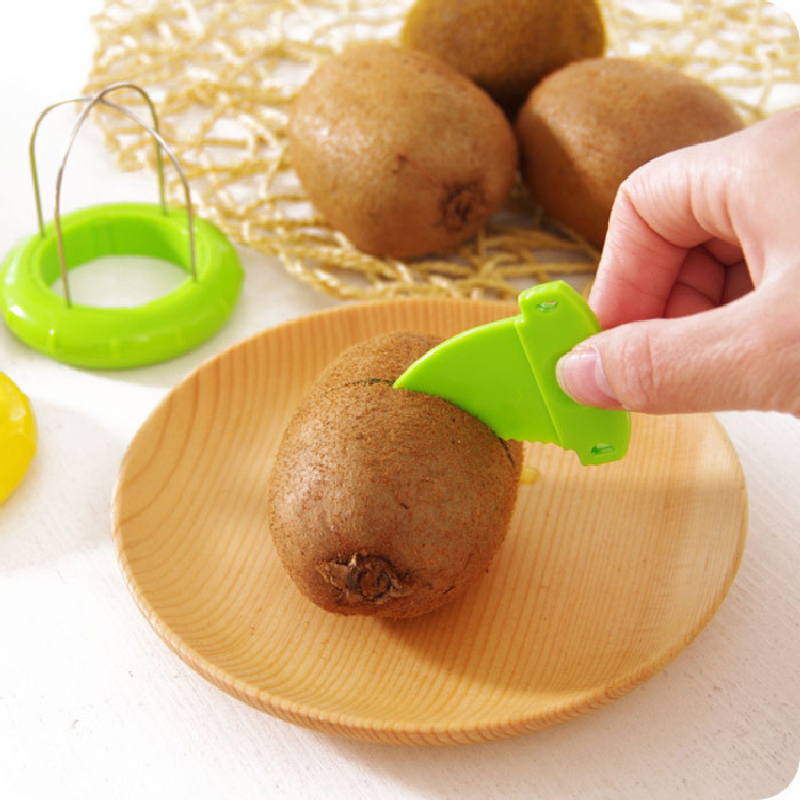 Kiwi Cutter Two-In-One Tool