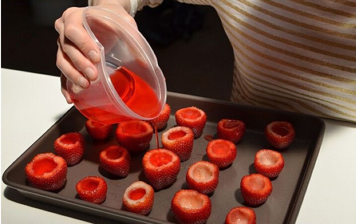 Strawberry Huller Mini Kitchen Tool