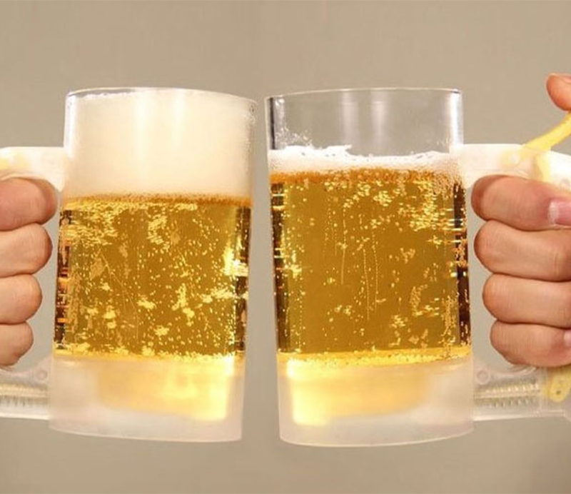 Beer Mug Self-Foaming Server