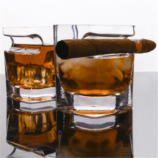 Whiskey Glass With Cigar Holder