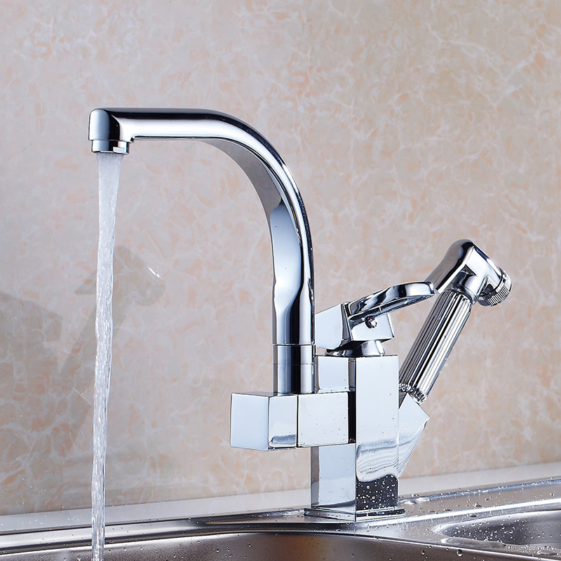 Pull-Out Spray Kitchen Faucet