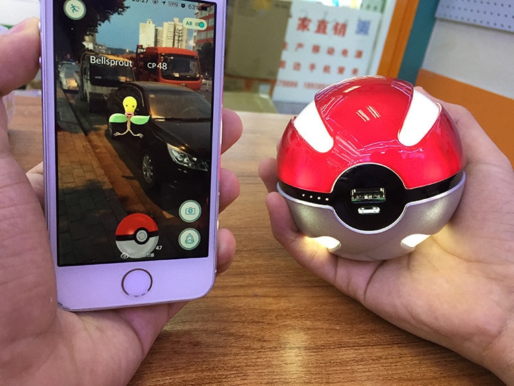 Pokemon Ball Powerbank 10000 mAh Fast Charger