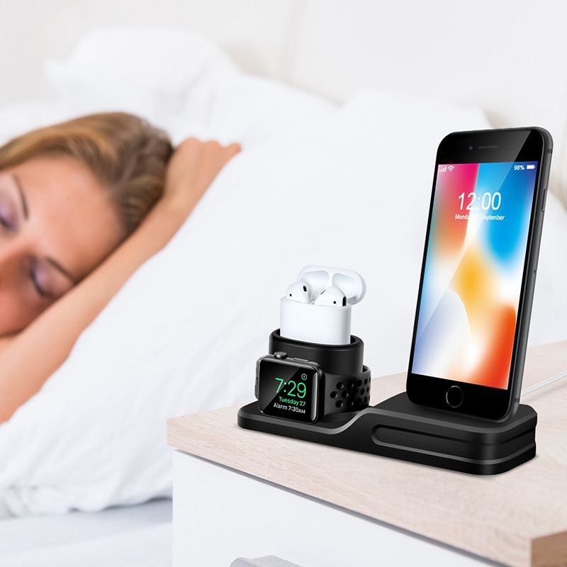 iPhone Charging Station with 3-in-1 Function