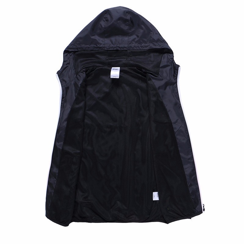 Windbreaker Men Hooded Outdoor Jacket