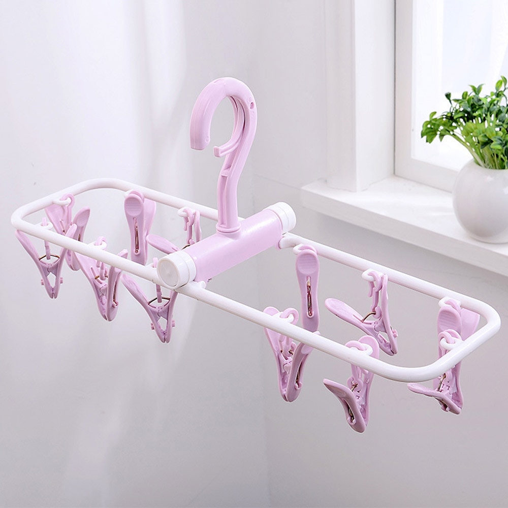 Plastic Hangers Twelve Clips