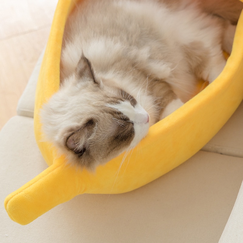 Cozy and Portable Cat Banana Bed